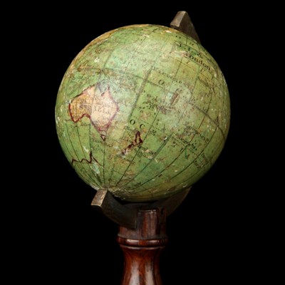 Lot 187 - A Small English Globe