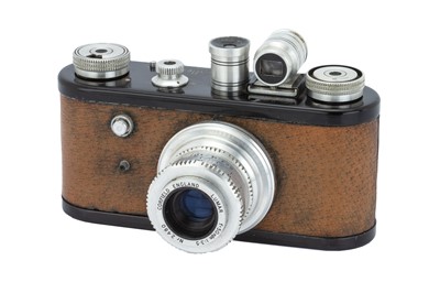 Lot 228 - A Corfield Periflex Original Camera