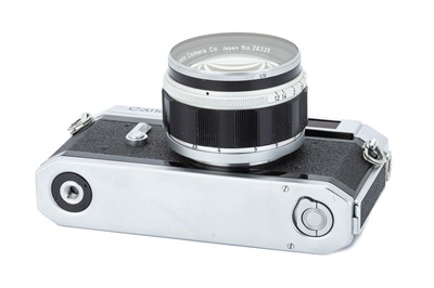 Lot 110 - A Canon VI-L Rangefinder Camera