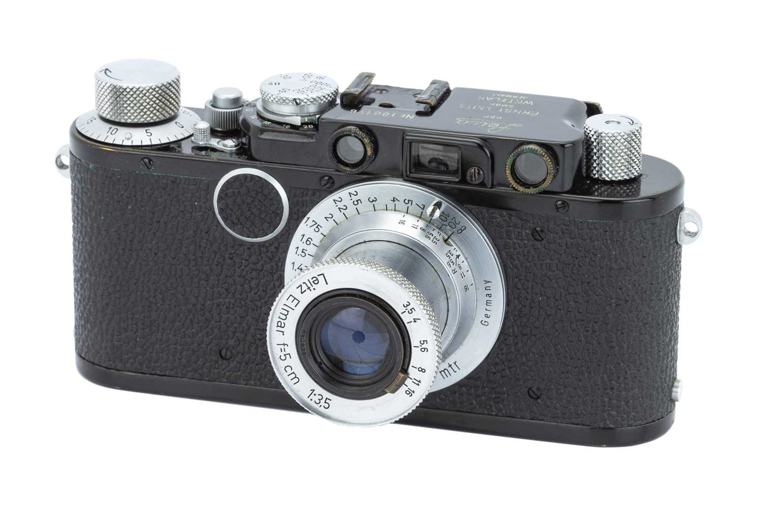 Lot 13 - A Leica IIf Rangefinder Camera