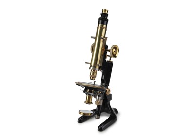 Lot 387 - An 'Advanced Students' Petrological Microscope