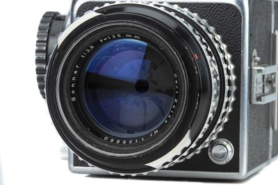 Lot 264 - A Hasselblad 1000F Medium Format Camera