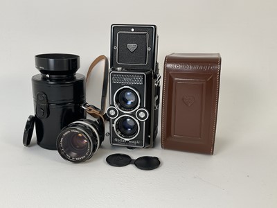 Lot 605 - A Rollei Magic Medium Format TLR Camera