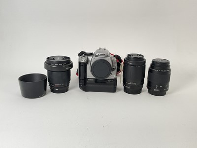 Lot 775 - A Canon 350D Digital SLR Outfit