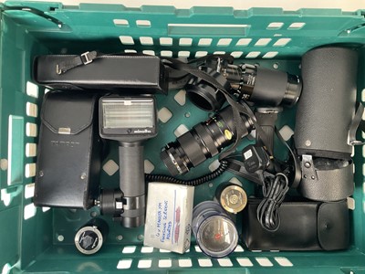 Lot 817 - A Mixed Selection of Photographic Lenses and Accessories