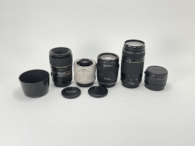 Lot 810 - A Selection of Canon EF Mount Optics