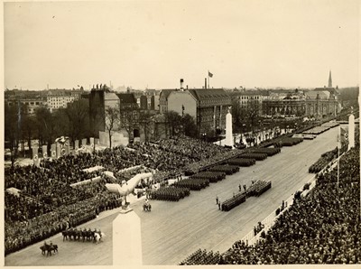 Lot 303 - Nine Nazi Press Propaganda Photographs