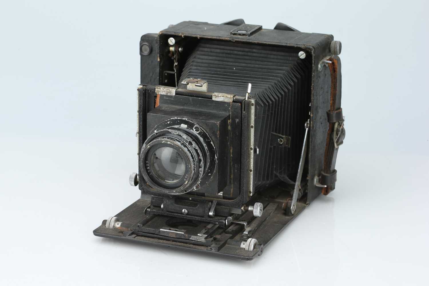 Lot 690 - An Unmarked Large Format Press Camera