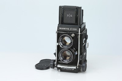 Lot 611 - A Mamiya C330 Medium Format TLR Camera