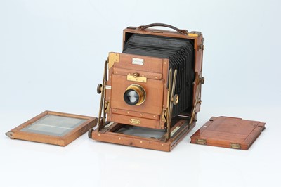 Lot 850 - A Sanderson Regular Model Mahogany & Brass Half Plate Field Camera