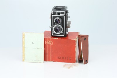 Lot 620 - A Zeiss Ikon Ikoflex Ic medium Format TLR Camera