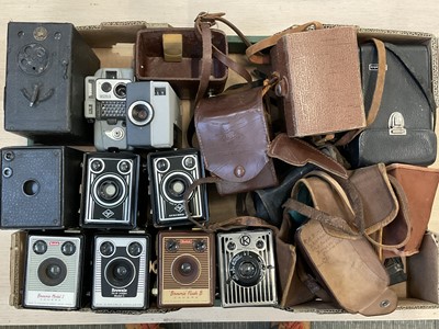 Lot 770 - A Selection of Box Type Cameras