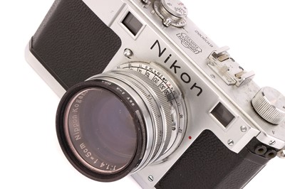 Lot 1157 - A Nikon S Rangefinder Camera