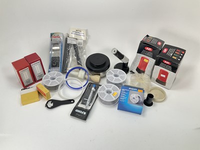 Lot 995 - A Small Selection of Darkroom Equipment