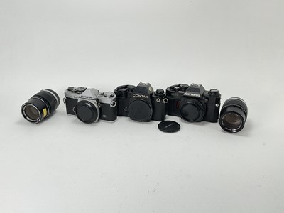 Lot 800 - A. Selection of 35mm Cameras & Accessories