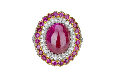 Lot 12 - An impressive Indian ruby and diamond dress ring