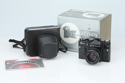 Lot 507 - A Zenit 12XP 35mm SLR Camera