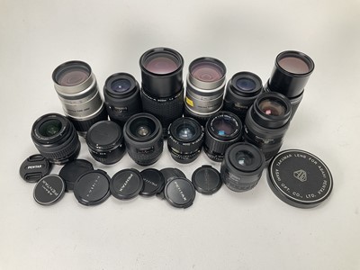 Lot 789 - A Selection of Camera Lenses for Pentax Cameras