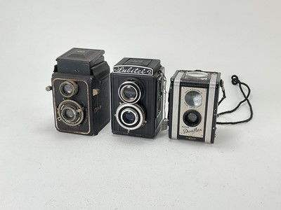 Lot 637 - Three Medium Format TLR Camreas