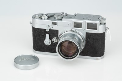 Lot 377 - A Leica M3 Rangefinder Camera