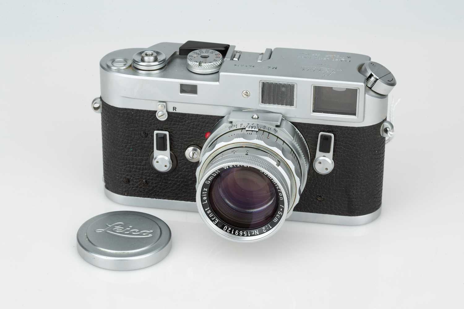Lot 380 - A Leica M4 Rangefinder Camera