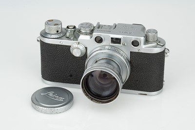 Lot 366 - A Leica IIIF Rangefinder Camera