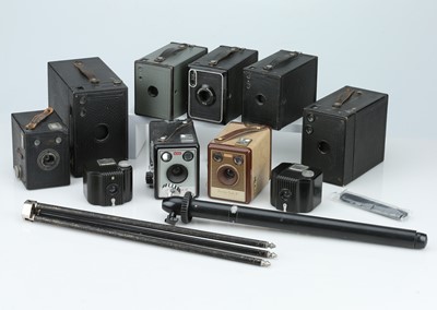 Lot 639 - A Selection of Kodak Brownie Box Cameras