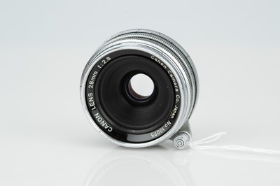 Lot 424 - A Canon f/2.8 28mm Lens