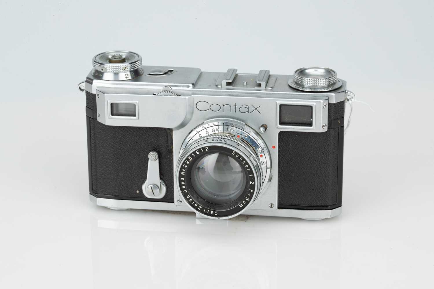 Lot 458 - A Zeiss Ikon Contax II Rangefinder Camera