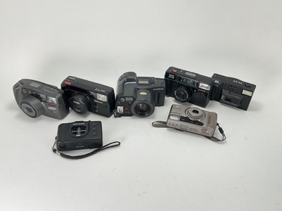 Lot 558 - A Selection of 35mm Compact Cameras