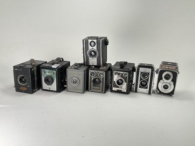 Lot 649 - A Selection of 8 Medium Format Cameras