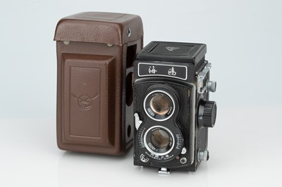 Lot 629 - A Seagul 4BI Medium Format TLR Camera