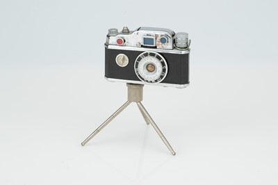 Lot 941 - A K. K. W. Camera Lighter