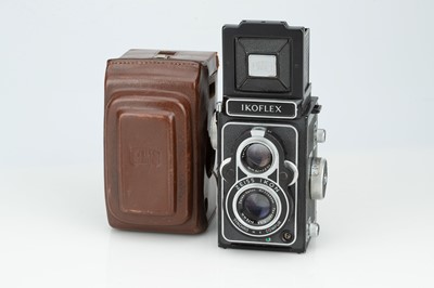 Lot 627 - A Zeiss Ikon Ikoflex Medium Format TLR Camera