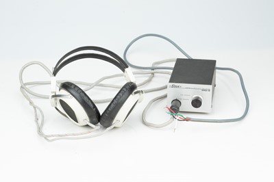 Lot 105 - A Pair of Stax SR-5 Headphones