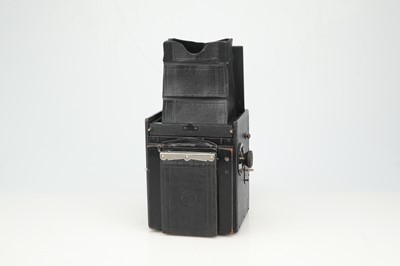 Lot 746 - A Thornton Pickard Special Ruby Reflex Camera