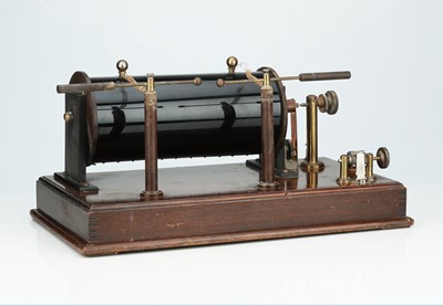 Lot 186 - A Large Induction Coil