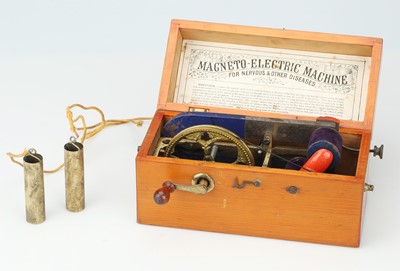 Lot 279 - Electromedical Magneto Electric Shock Machine