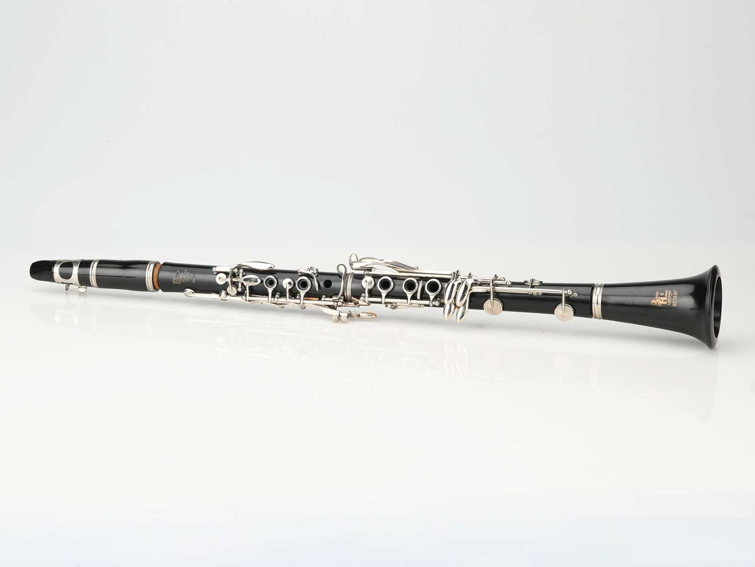 Lot 164 - A Boosy & Hawkes Regent Clarinet Outfit