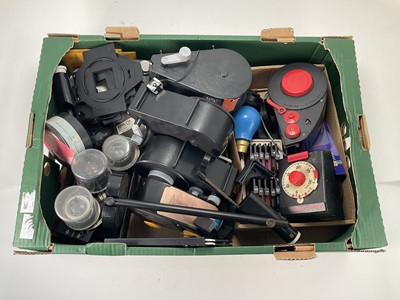 Lot 990 - A Selection of Darkroom Accessories