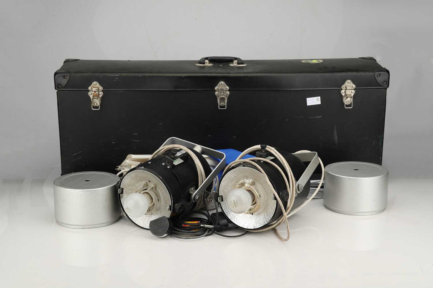 Lot 984 - A Set of Two Bowens Moonlight 200E Studio Flash Kit