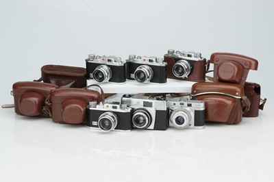 Lot 589 - A Selection of 35mm Cameras