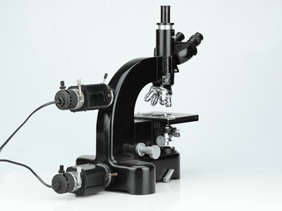 Lot 266 - A Leitz Ortholux Trinocular Microscope