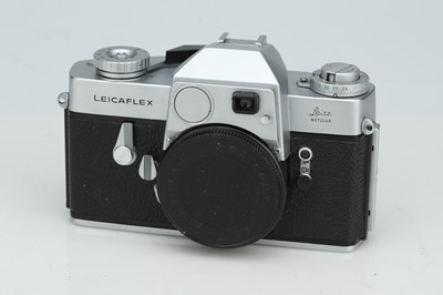 Lot 389 - A Leitz Leicaflex 35mm SLR