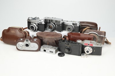 Lot 583 - A Mixed Selection of Cameras