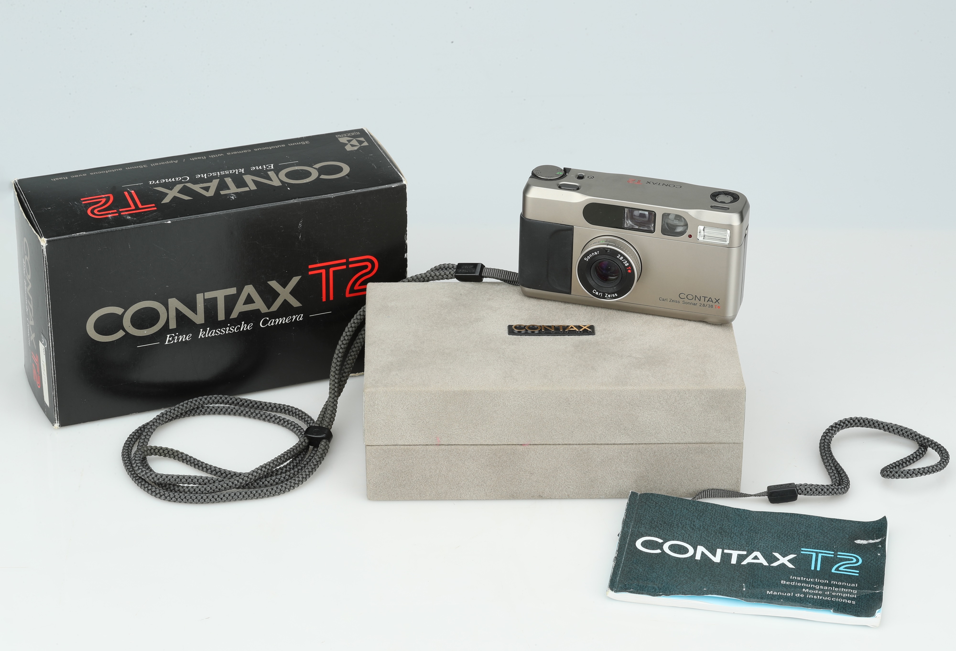 Lot 581 - A Contax T2 Compact Camera,