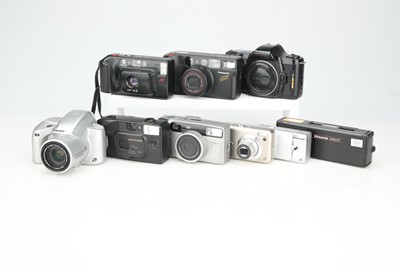 Lot 588 - A Small Selection of Various Cameras