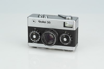 Lot 575 - A Rollei 35 35mm Compact Camera