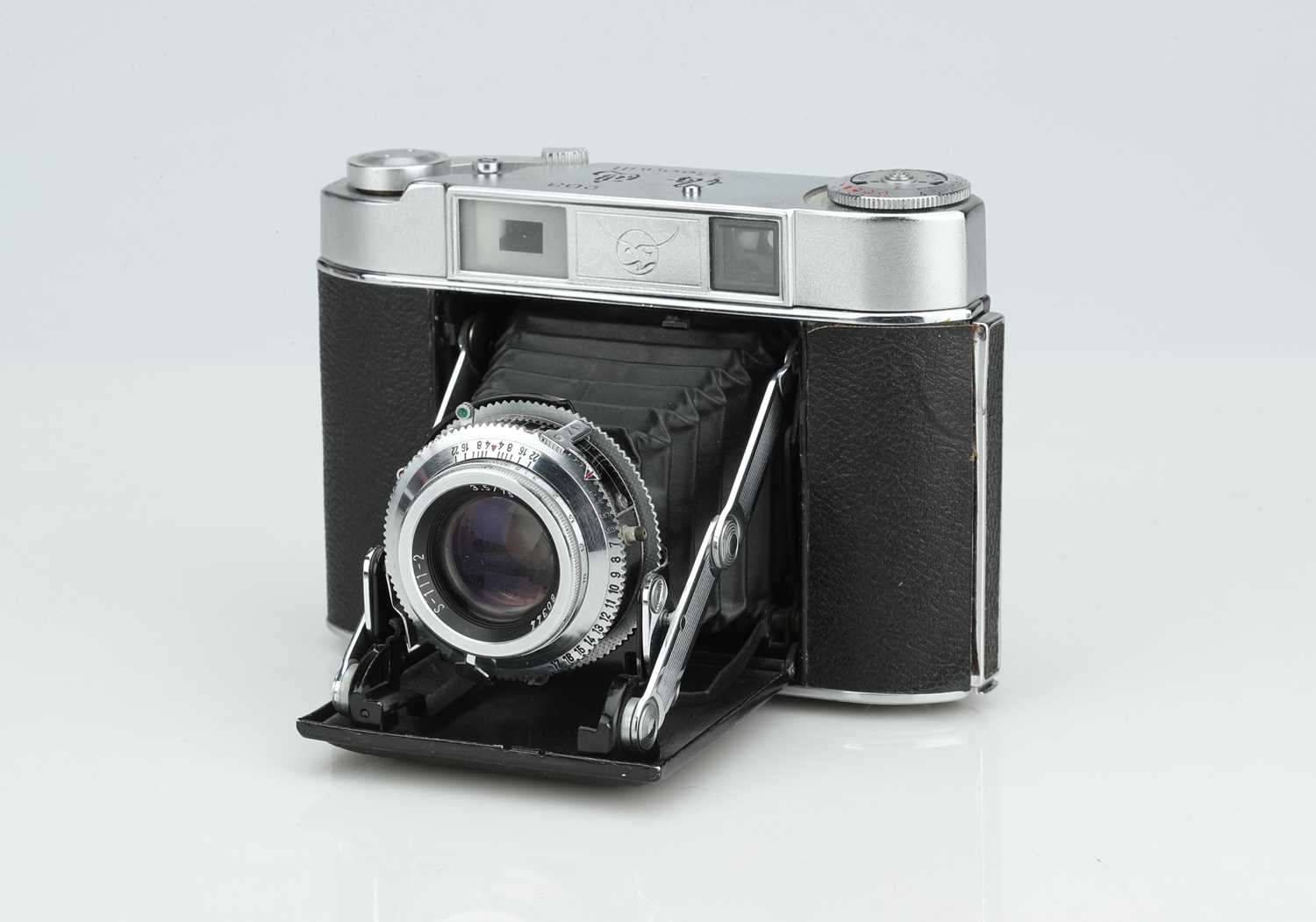 Lot 660 - A Seagull 203 Medium Format Rangefinder Camera