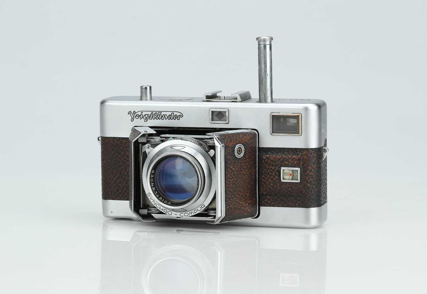 Lot 576 - A Voigtlander Vitessa N 35mm Rangefinder Camera